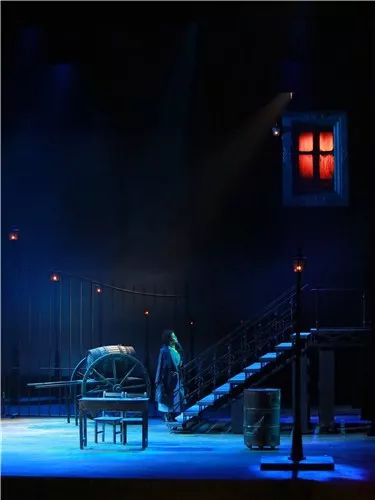 成午夜精品一区二区三区:08-09-10-27-30-31F:31,探索午夜精品的魅力,一区二区三区与特殊楼层的故事