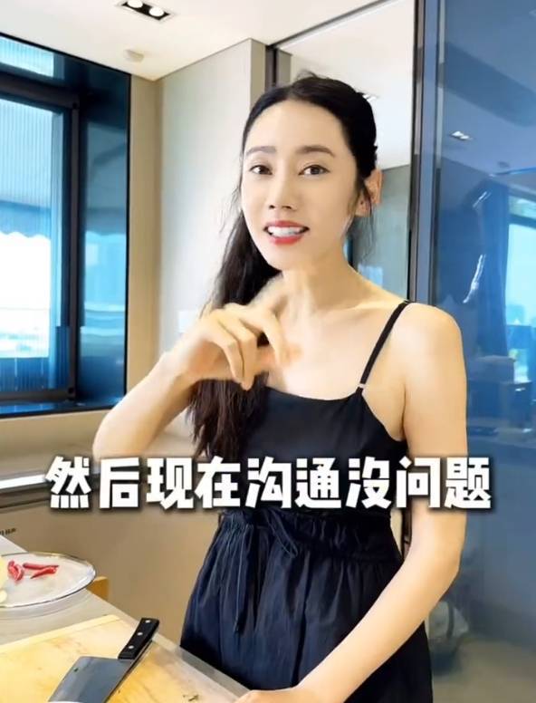 中文有无人妻VS无码人妻激烈:08-10-30-31-34-40A:41,中文有无人妻与无码人妻的激烈探讨,一场关于爱与道德的深度对话