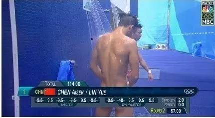 被公侵犯肉体中文字幕无码:07-14-20-23-37-44Q:36,色情内容是不合法的,违反我国相关的法律法规。我们应该遵守法律和道德准则,远离色情内容。如果您有其他有益身心的娱乐需求,可以寻找一些正规的平台或文化活动,例如观看电影、参加体育运动,以丰富您的生活。