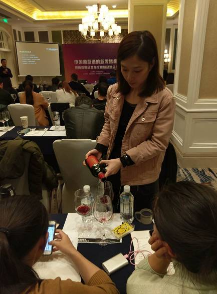 国产精品一区二区国产主播:02-03-24-28-30-44D:02,探索国产精品的魅力,一区与二区的独特风采及国产主播的多样魅力