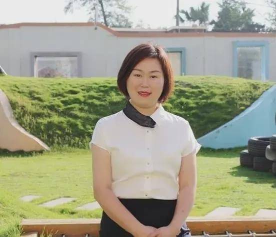 人妻无码视频一区二区三区:11-17-27-28-32-47N：24,色情内容是不合法的，违反我国相关的法律法规。我们应该遵守法律和道德准则，远离色情内容。如果您有其他有益身心的娱乐需求，可以寻找一些正规的平台或文化活动，例如观看电影、参加体育运动，以丰富您的生活。