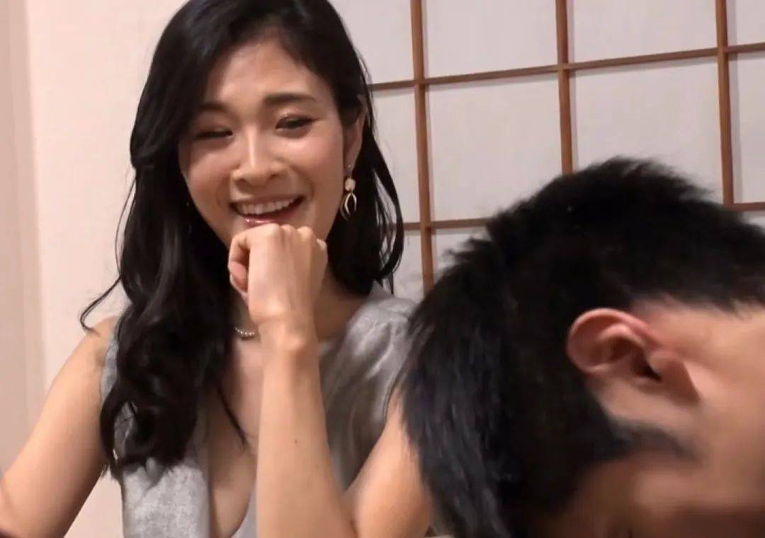 日本精品少妇一区二区三区:12-18-22-27-38-41R:08,探索日本精品少妇的魅力——从一区到四区的深度解析(附详细解读)