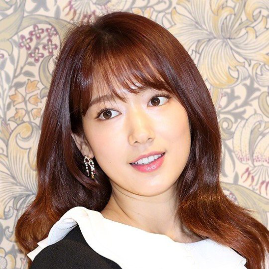 日韩人妻无码一区二区三区:01-18-26-28-30-49V:12,探索日韩成人娱乐产业,一区、二区和三区的深度解析(关键词,人妻、无码、V区)