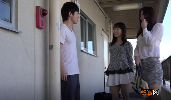 中文字幕无码专区人妻制服:01-07-08-11-17-37A:28,探索中文字幕无码专区,人妻制服系列(日期标注)