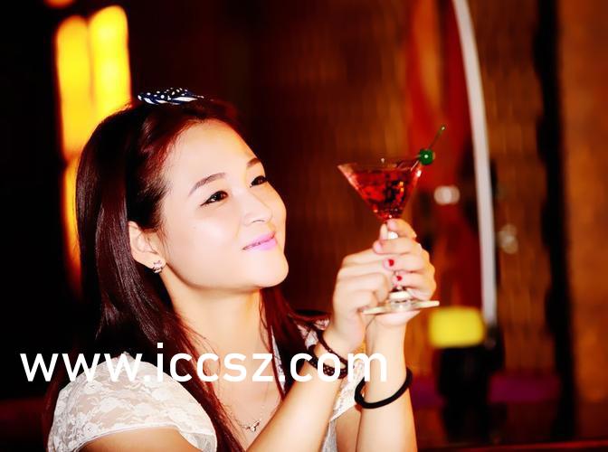 少妇被又大又粗猛烈进出视频:01-11-14-31-32-48R:06,探索私密视频,少妇遭遇猛烈进出事件