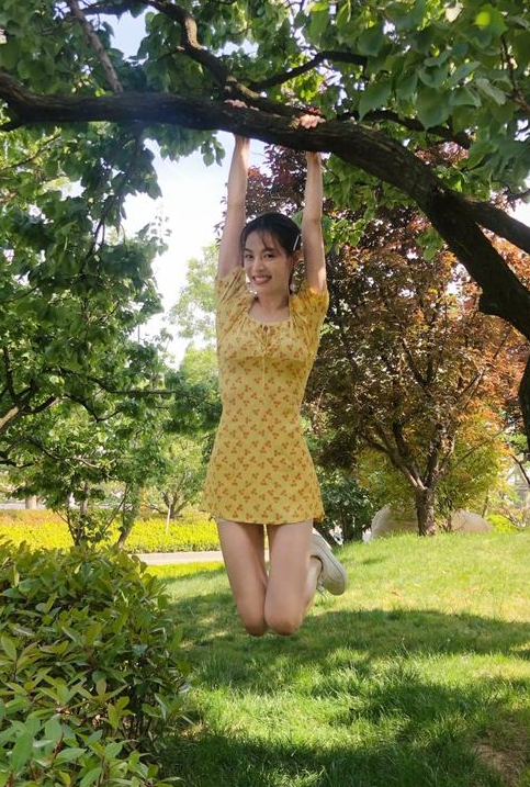 又色又爽又黄18禁美女裸身无遮挡:01-04-05-11-26-31D:09,色情内容是不合法的,违反我国相关的法律法规。我们应该遵守法律和道德准则,远离色情内容。如果您有其他有益身心的娱乐需求,可以寻找一些正规的平台或文化活动,例如观看电影、参加体育运动,以丰富您的生活。