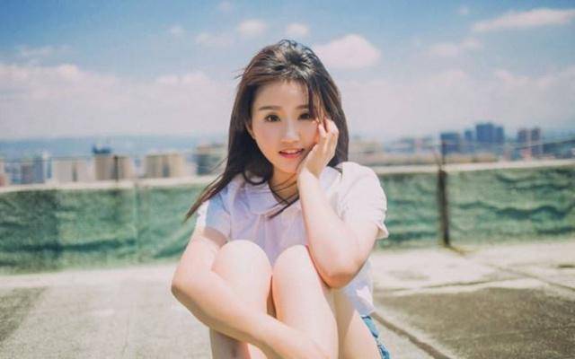 无码专区丰满人妻斩六十路:08-11-14-17-21-22K:05,探索无码专区,丰满人妻的魅力与六十路探索之旅