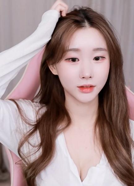 51午夜精品免费视频:01-07-17-19-28-37U:17,探索在线视频世界的宝藏,关于午夜精品免费视频的深度解析