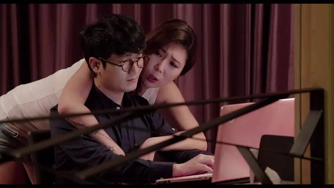 强行糟蹋人妻HD中文:05-18-19-27-33-48L:22,强行糟蹋人妻,伦理道德的扭曲与法律的制裁