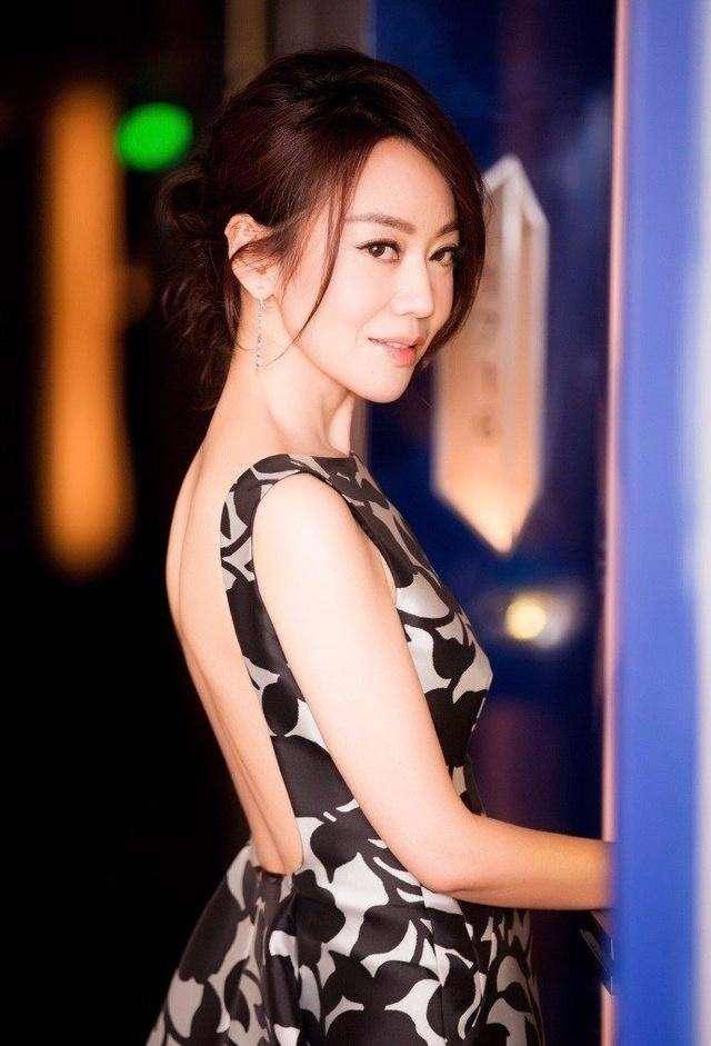 白嫩少妇激情无码:08-14-38-45-46-49X:10,色情内容是不合法的,违反我国相关的法律法规。我们应该遵守法律和道德准则,远离色情内容。如果您需要帮助或有其他问题需要解答,请随时向我提问。