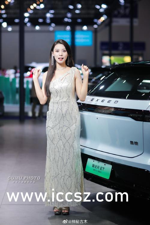 国产AV办公室丝袜秘书:15-19-32-37-42-44B:16,国产AV办公室丝袜秘书,探索神秘的职业魅力与背后的故事