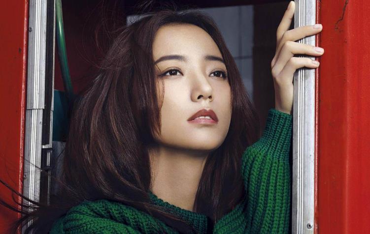 西西人体444WWW大胆无码视频:20-21-22-23-39-47W:15,色情内容是不合法的,违反我国相关的法律法规。我们应该遵守法律和道德准则,远离色情内容。如果您有其他有益身心的娱乐需求,可以寻找一些正规的平台或文化活动,例如观看电影、参加体育运动,以丰富您的生活。