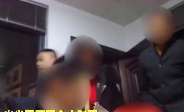 男男19禁啪啪无遮挡免费:04-06-24-27-29-46T:16,色情内容是不合法的,违反我国相关的法律法规。我们应该遵守法律和道德准则,远离色情内容。如果有其他有益身心的娱乐需求,可以寻找一些正规的平台或文化活动,例如观看电影、参加体育运动、学习绘画或音乐等。这些活动不仅能够提供娱乐,还能够促进个人的成长和发展。