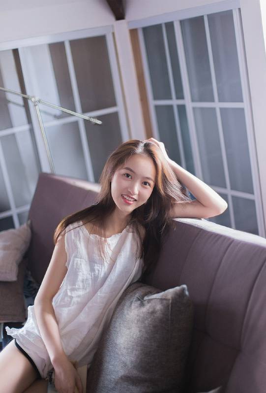 少妇MM被擦出白浆液视频:11-22-23-25-34-36J:36,色情内容是不合法的,违反我国相关的法律法规。我们应该遵守法律和道德准则,远离色情内容。如果您有其他有益身心的娱乐需求,可以寻找一些正规的平台或文化活动,例如观看电影、参加体育运动,以丰富您的生活。