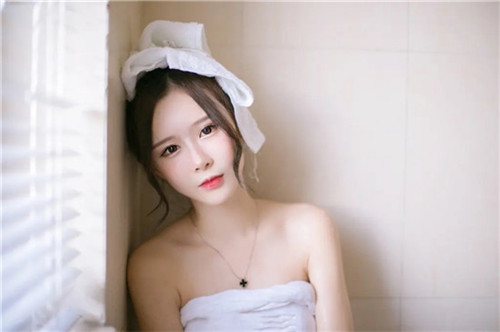 国产成人美女视频网站:16-23-29-35-39-45N：09,关于国产成人美女视频网站，探索不同年龄段的魅力与多元价值