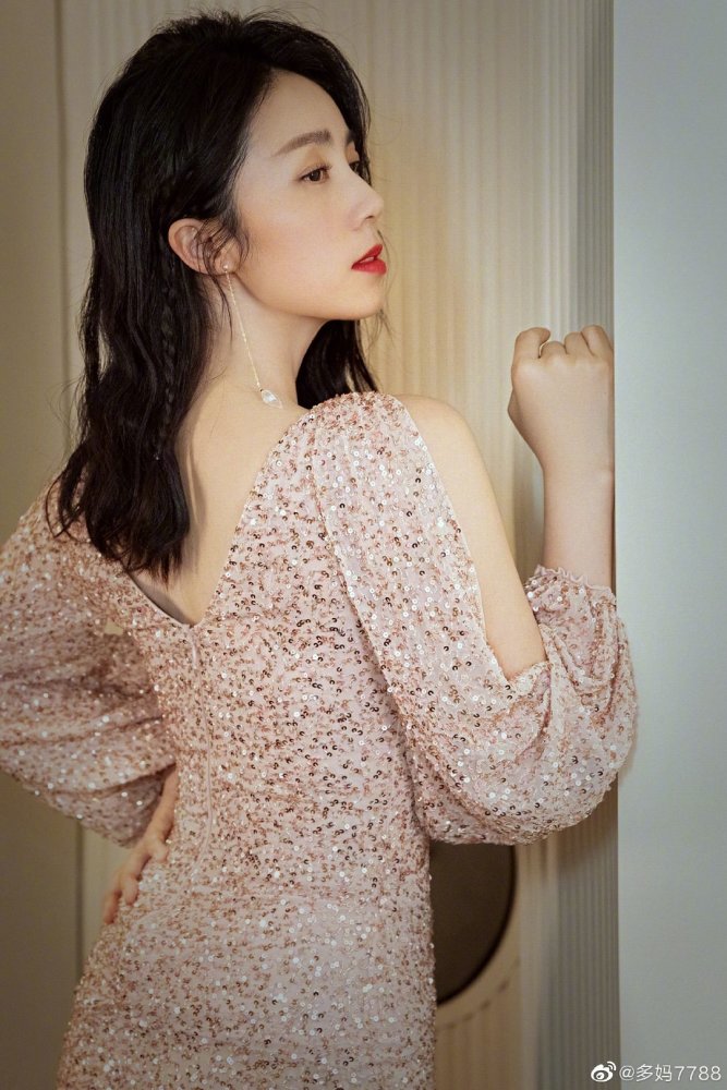 波多野结衣好大好紧好爽:06-09-19-42-43-49V:31,波多野结衣的魅力,探索一个独特个体的故事