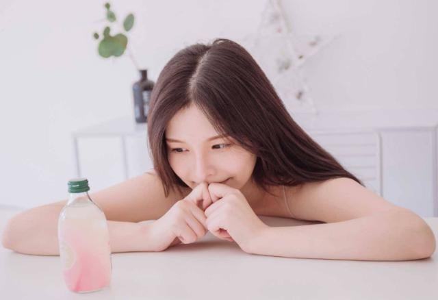 丰满少妇被猛烈进入无码:05-18-21-24-25-45W:31,丰满少妇的私密体验,一场无码的私密探索之旅(关键词,丰满少妇、私密体验、无码)