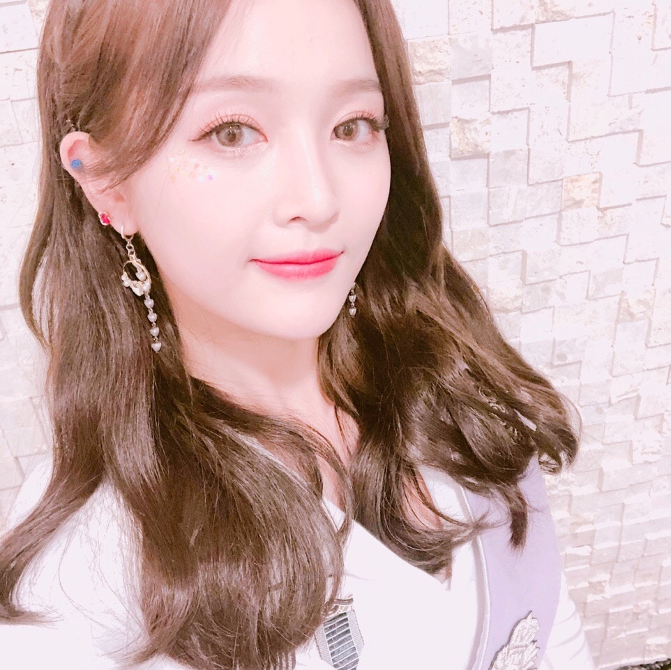 免费观看国产小粉嫩喷水:20-21-26-35-40-41W:30,免费观看国产小粉嫩喷水,探索中国影视文化的新领域