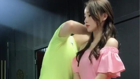 少妇激情艳情综合小视频:02-13-17-39-41-49T:02,少妇激情艳情综合小视频探索,一场视觉盛宴的探讨