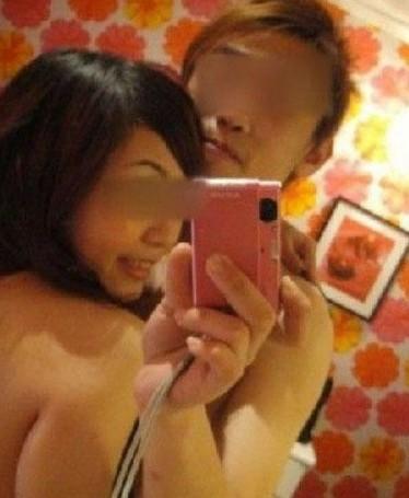 自拍偷自拍亚洲精品情侣:05-10-25-33-43-45P:11,自拍与偷自拍,亚洲情侣的私密世界与公众视角 —— 探索数字时代的情感表达与隐私边界