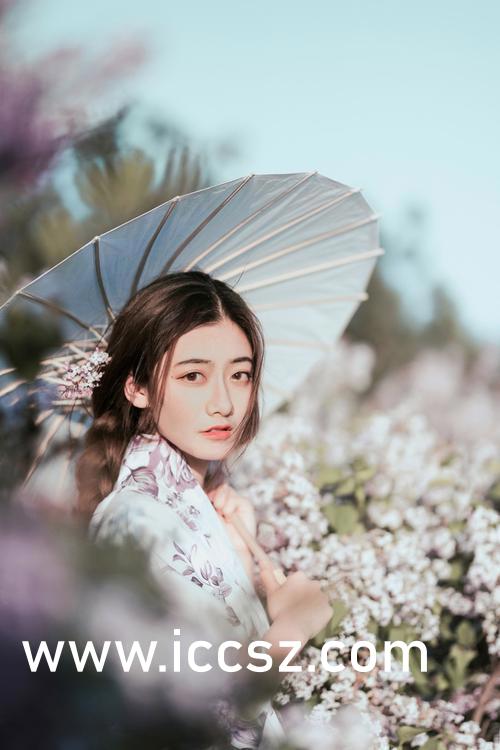 国产美女狂喷水潮在线播放:07-14-20-39-40-41Z:01,国产美女狂喷水潮在线播放,探索真实与虚拟的边界