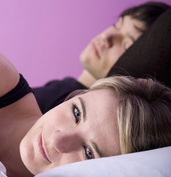 国产女人高潮抽搐喷水视频:07-13-15-17-32-43F:45,探索国产女人高潮抽搐喷水视频的现象与反思