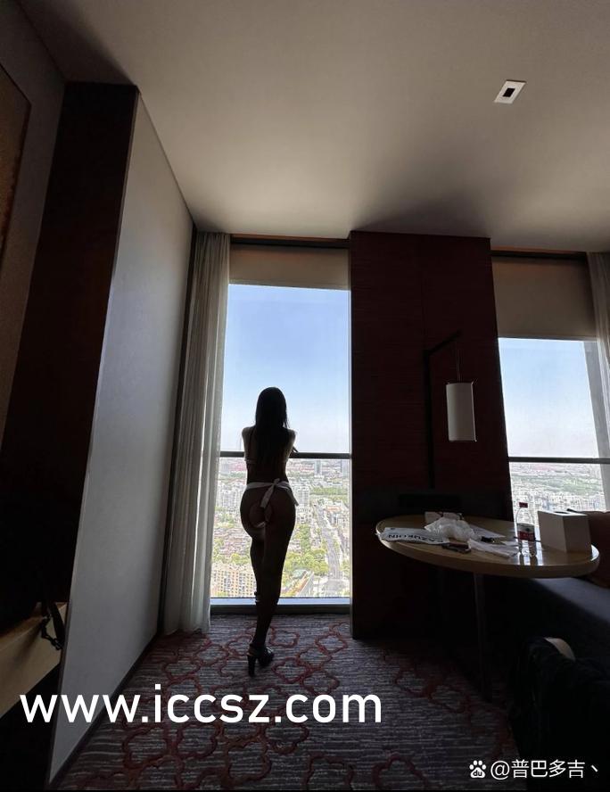 国产丝袜在线精品丝袜不卡:04-06-09-23-27-38N:47,国产丝袜在线精品,探索舒适与时尚的完美结合