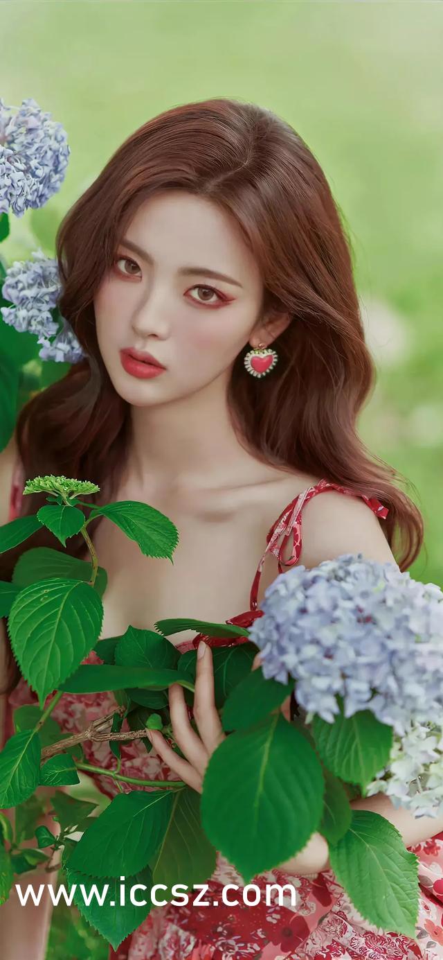 国产在线无码制服丝袜无码:11-12-16-20-28-47M：27,国产在线无码制服丝袜的魅力世界，探索不同尺寸与风格的独特韵味