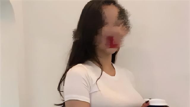 国内少妇偷人精品视频免费:15-21-22-26-27-46M:36,探索国内少妇私密视频,品质与自由的边界