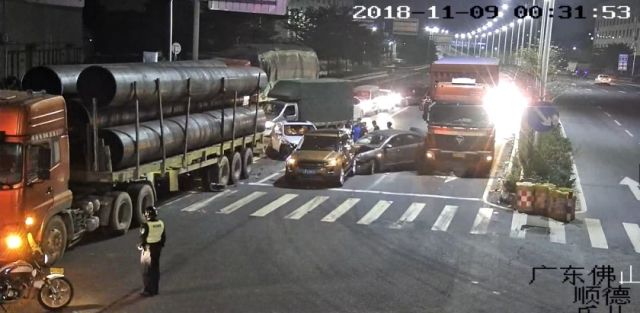 少妇被粗大的猛烈进出动视频:03-08-36-40-41-44A:08,关于网络色情视频的危害与反思——以少妇被粗大的猛烈进出动视频为例