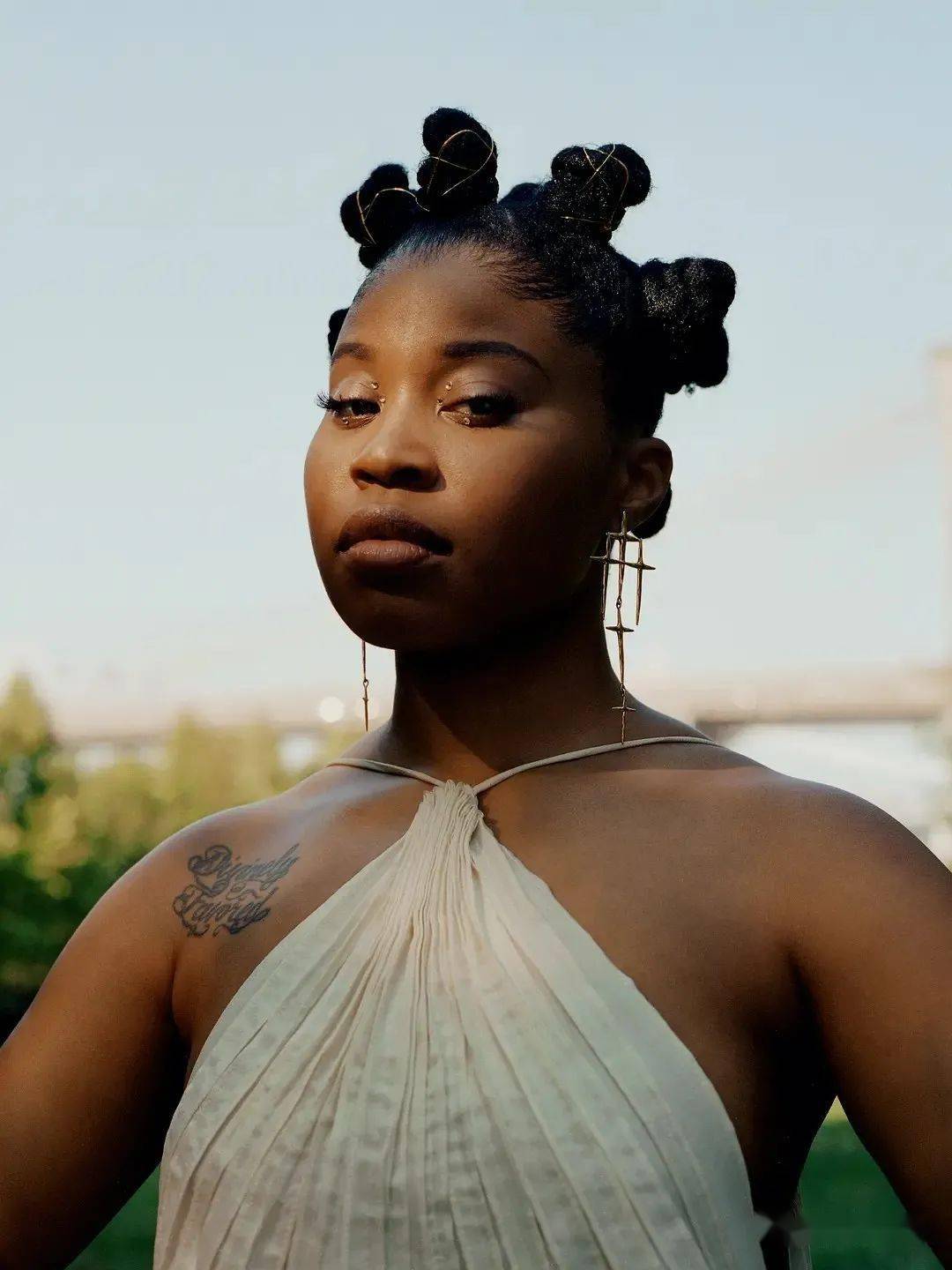 黑人又大又粗弄得我好爽:03-13-18-25-36-41K:20,关于黑人文化与个人体验的一种独特视角,粗犷中的魅力与愉悦