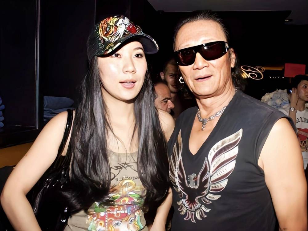 欧美一区二区三区成人片在线:08-12-13-28-46-49U：22,欧美一区二区三区成人片在线，探索成人娱乐产业的多元魅力