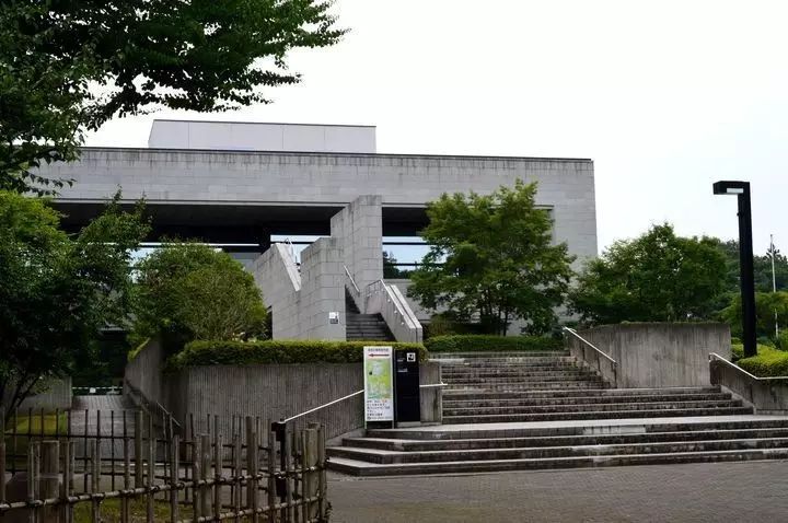 国产欧美精品一区二区三区四区:02-07-09-17-32-41B:21,探索国产精品的魅力,从一区到四区的深度解析(关键词,欧美、一区、二区、三区、四区、日期、特定编号)