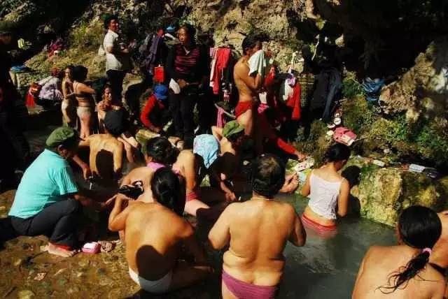 人人揉人人捏人人澡人人添:24-25-26-46-47-48Q:14,人人揉捏,共浴和谐——探索人与人之间的亲密交流与成长之路