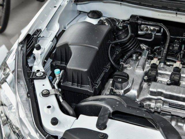 国产精品丝袜久久久久久不卡:03-04-09-28-35-38R:42,国产精品丝袜,品质与时尚的完美结合