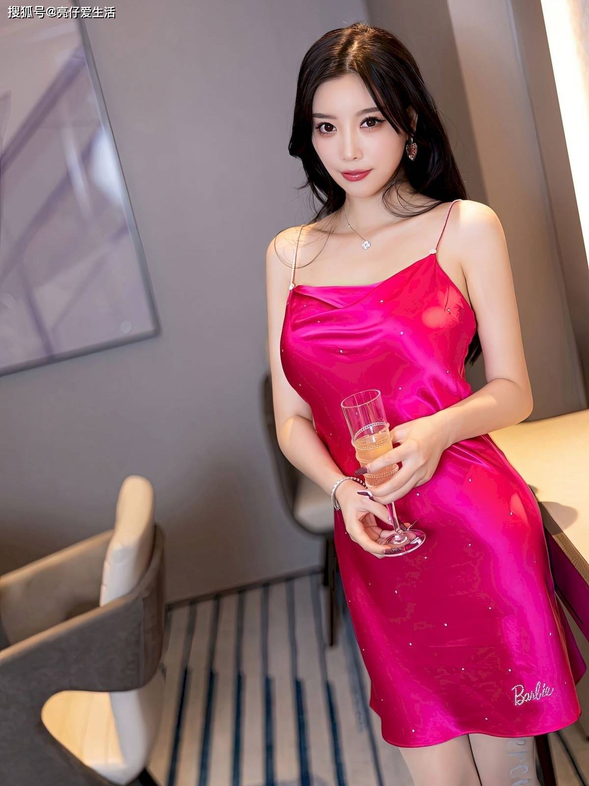 国产亚州精品女人久久久久久:02-07-12-15-17-27W:09,国产亚州精品女人,探索无尽魅力与独特韵味