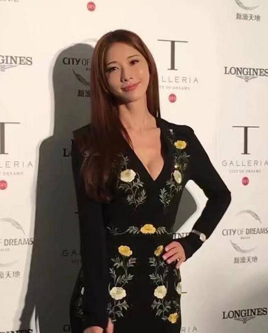 丰满少妇人妻无码:03-09-20-29-31-37R:45,丰满少妇人妻的无码世界,探索真实与幻想的交汇点