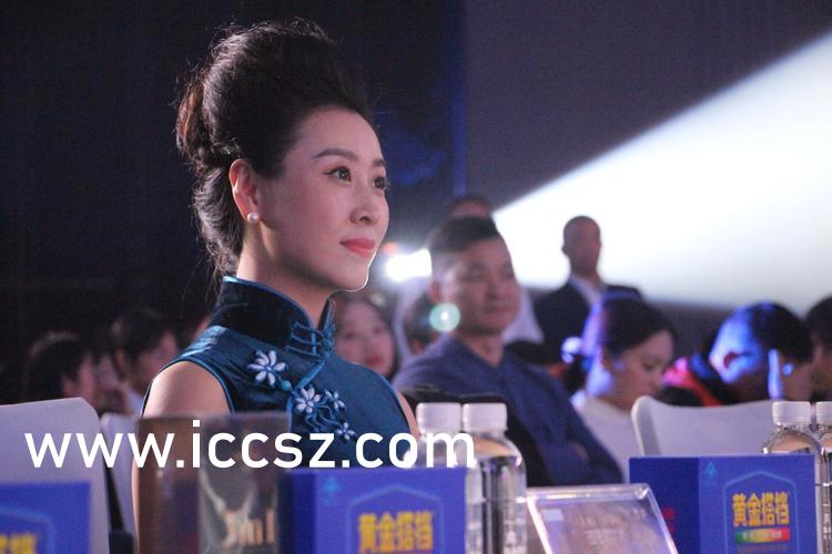 少妇高潮喷水久久久久久久久久:14-19-27-31-38-47J：25,少妇的私密世界，高潮喷水的独特体验