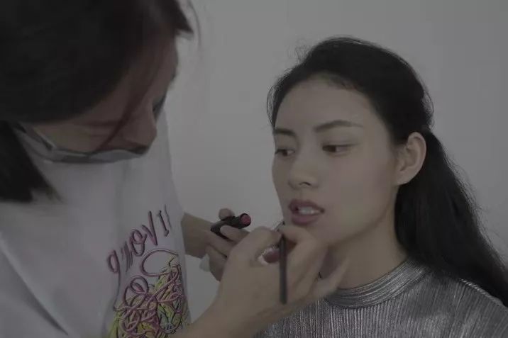 万紫千红 第4页