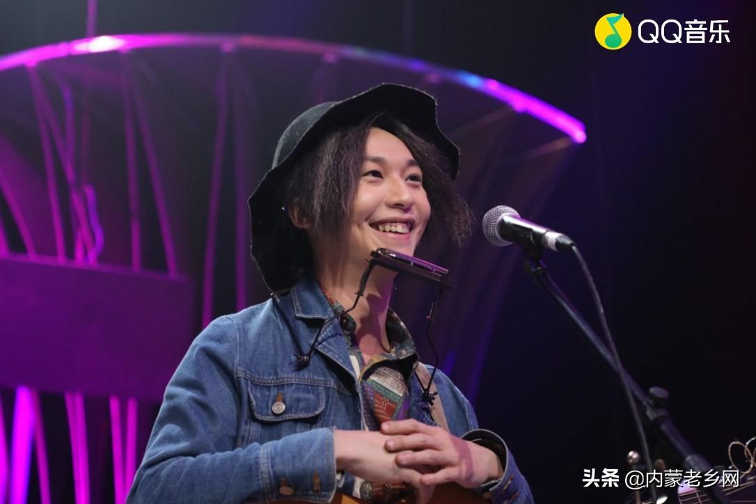 久久综合伊人中文字幕:10-26-27-28-33-45E:39,久久综合伊人中文字幕,探索美与艺术的交汇点