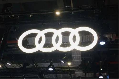 一泻千里 第4页