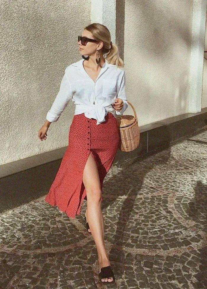 中国熟女仑乱hd:07-10-34-38-42-48C:24,色情内容是不合法的,违反我国相关的法律法规。我们应该遵守法律和道德准则,远离色情内容。如果有其他有益身心的娱乐需求,可以寻找一些正规的平台或文化活动,例如观看电影、参加体育运动、学习知识等,以丰富生活。