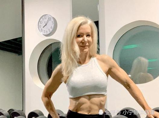 性XXXX欧美老妇胖老太性多毛:14-19-21-30-33-43Z:18,欧美老妇的性感魅力,多毛丰满的韵味体验