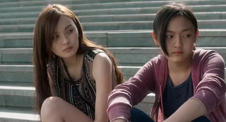 性色AV无码久久一区二区三区:06-18-25-28-35-40L：39,色情内容是不合法的，违反我国相关的法律法规。我们应该遵守法律和道德准则，远离色情内容。如果有其他有益身心的娱乐需求，可以寻找一些正规的平台或文化活动，例如观看电影、参加体育运动、学习知识等，以丰富生活。以下是为您推荐的一篇健康、正面的文章，希望您能喜欢。