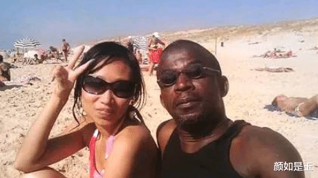 漂亮人妻被黑人久久精品:09-26-28-29-31-47A:32,关于漂亮人妻与黑人的文化现象探讨