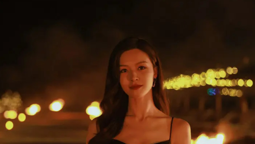 久久人妻AV无码中文专区:10-15-19-20-35-49D:21,久久人妻AV无码中文专区,探索成人娱乐的多元面貌