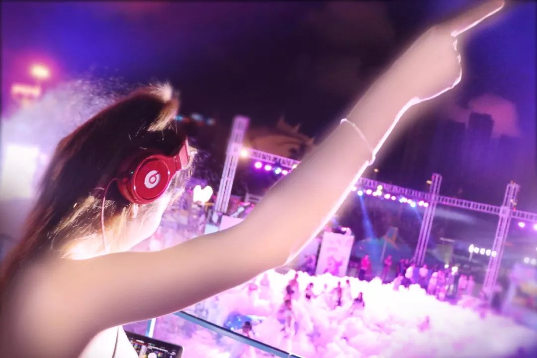 日日摸夜添夜夜夜添高潮:19-27-29-39-46-47M:15,探索节奏与高潮的魅力,一场跨越时间与空间的感官之旅