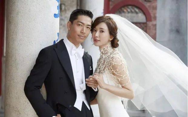 黄 色 成 年 人免费观看:10-21-28-36-40-46W:15,关于黄 色 成 年 人免费观看的一些探讨与警示