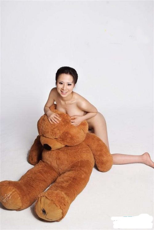 美女裸体十八禁免费网站:01-06-12-26-27-38X:34,关于网络内容与道德伦理的探讨——以美女裸体十八禁免费网站为例