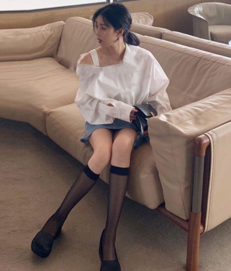 国产精品白丝JK黑袜喷水视频:16-23-29-35-39-45N：09,关于国产精品白丝JK黑袜喷水视频的探讨